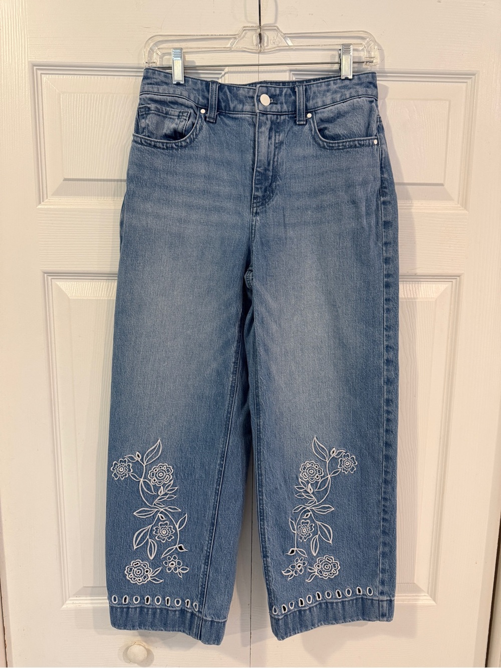Talbots Wide Leg Crop Jeans Embroidered Hem